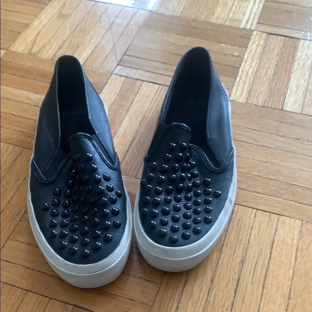 Black Studded Slip-On Sneakers coach soft leather very comfortable size 7